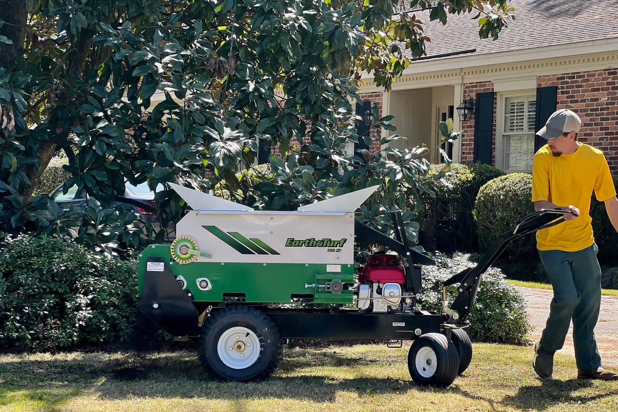 100SP Compost Spreader